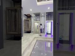 소형 엘리베이터로 현대적인 편안함과 개인 주택 접근성 확보